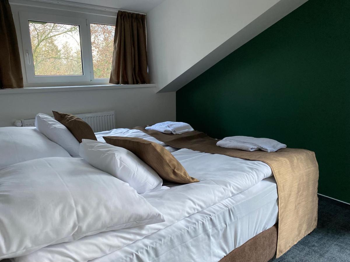 Bed and Breakfast A Fogado Bicske Экстерьер фото