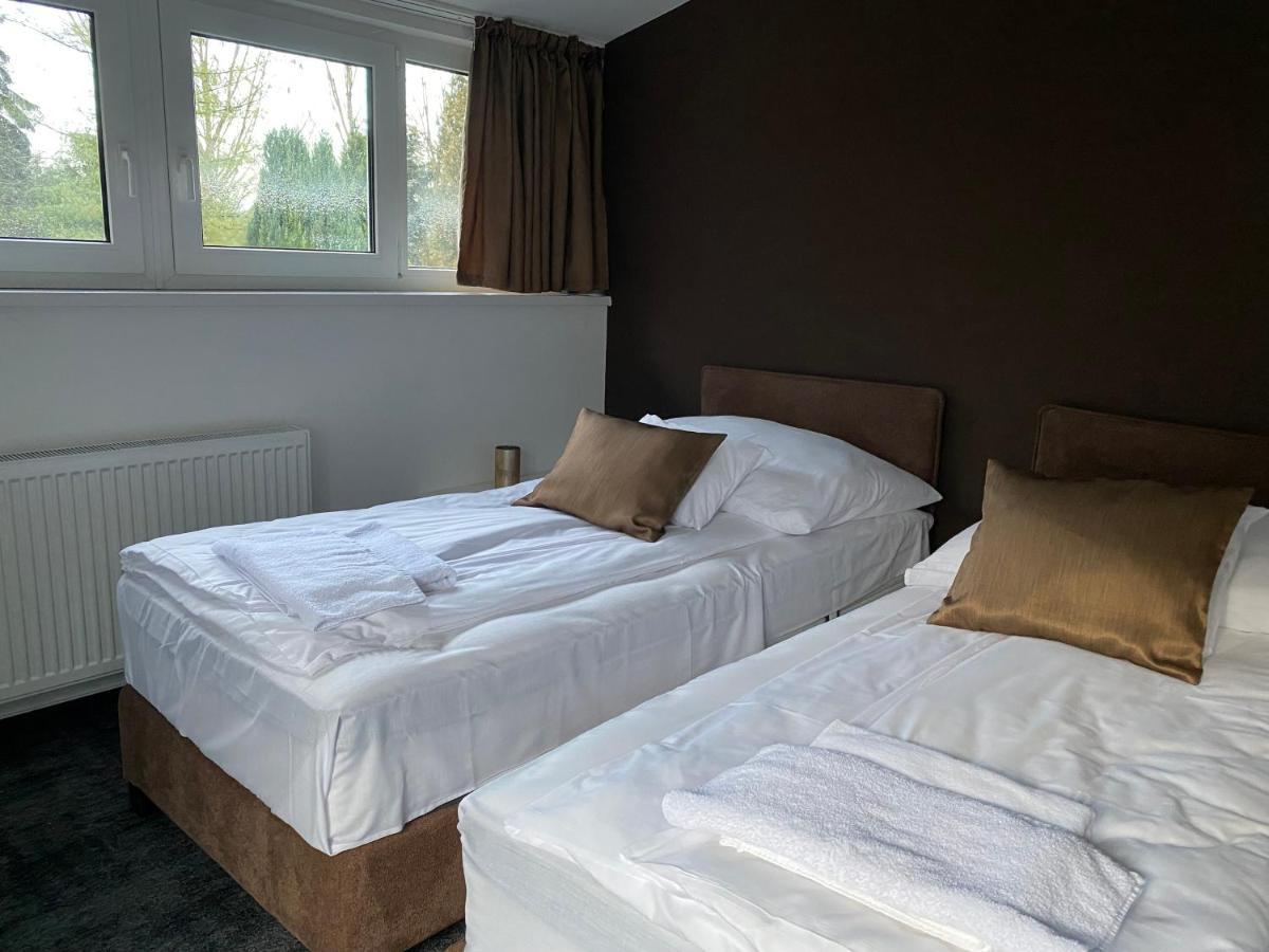 Bed and Breakfast A Fogado Bicske Экстерьер фото
