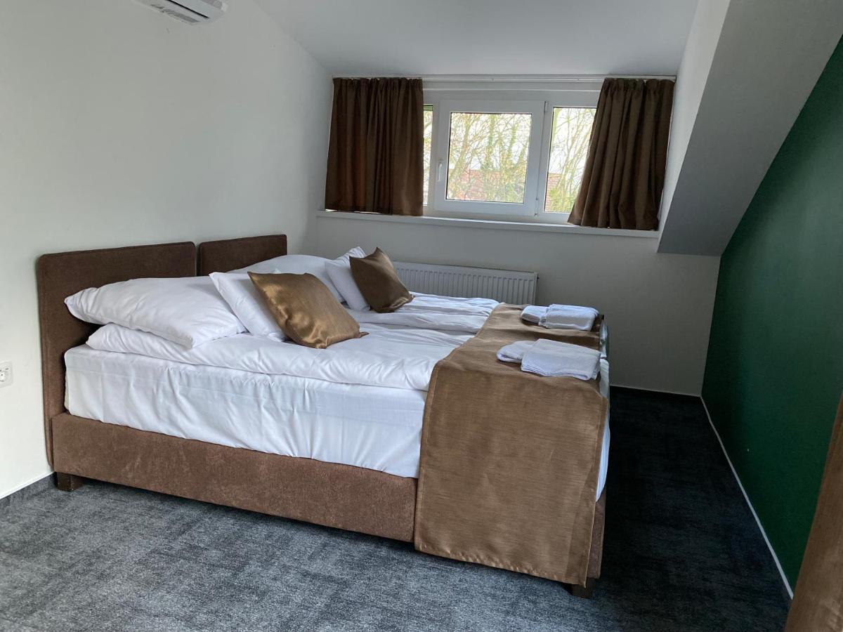 Bed and Breakfast A Fogado Bicske Экстерьер фото