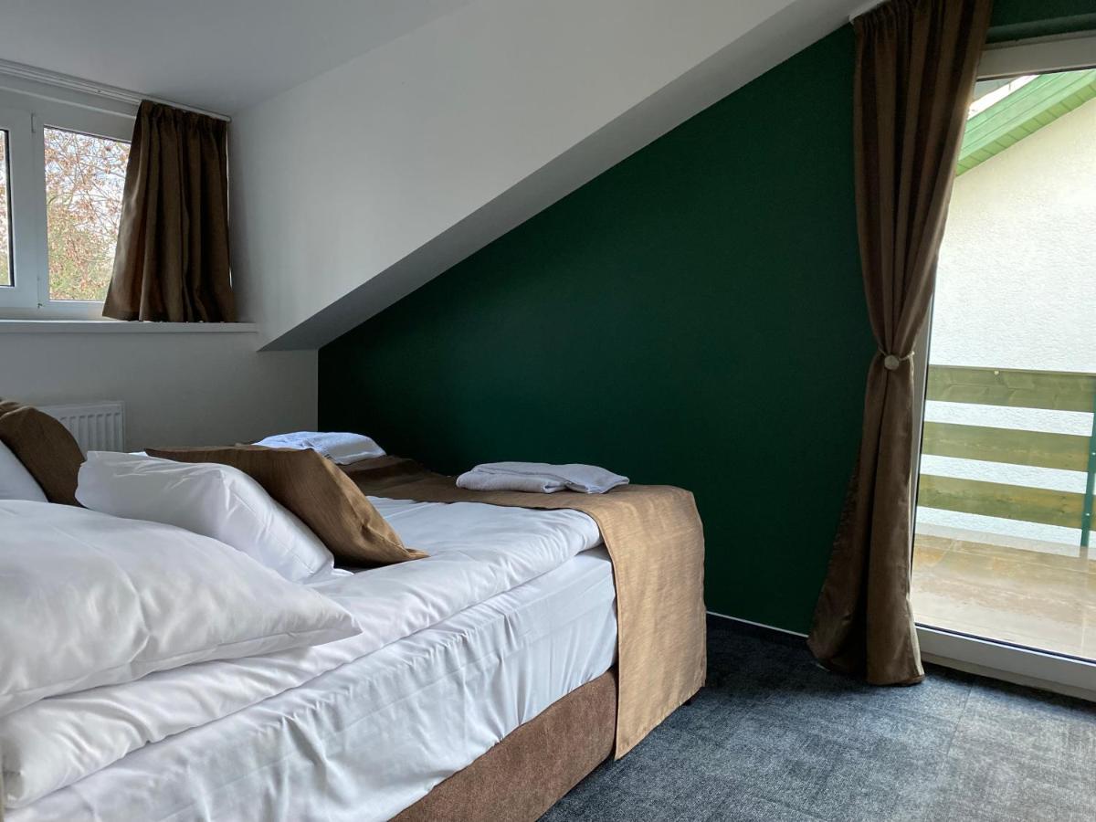 Bed and Breakfast A Fogado Bicske Экстерьер фото